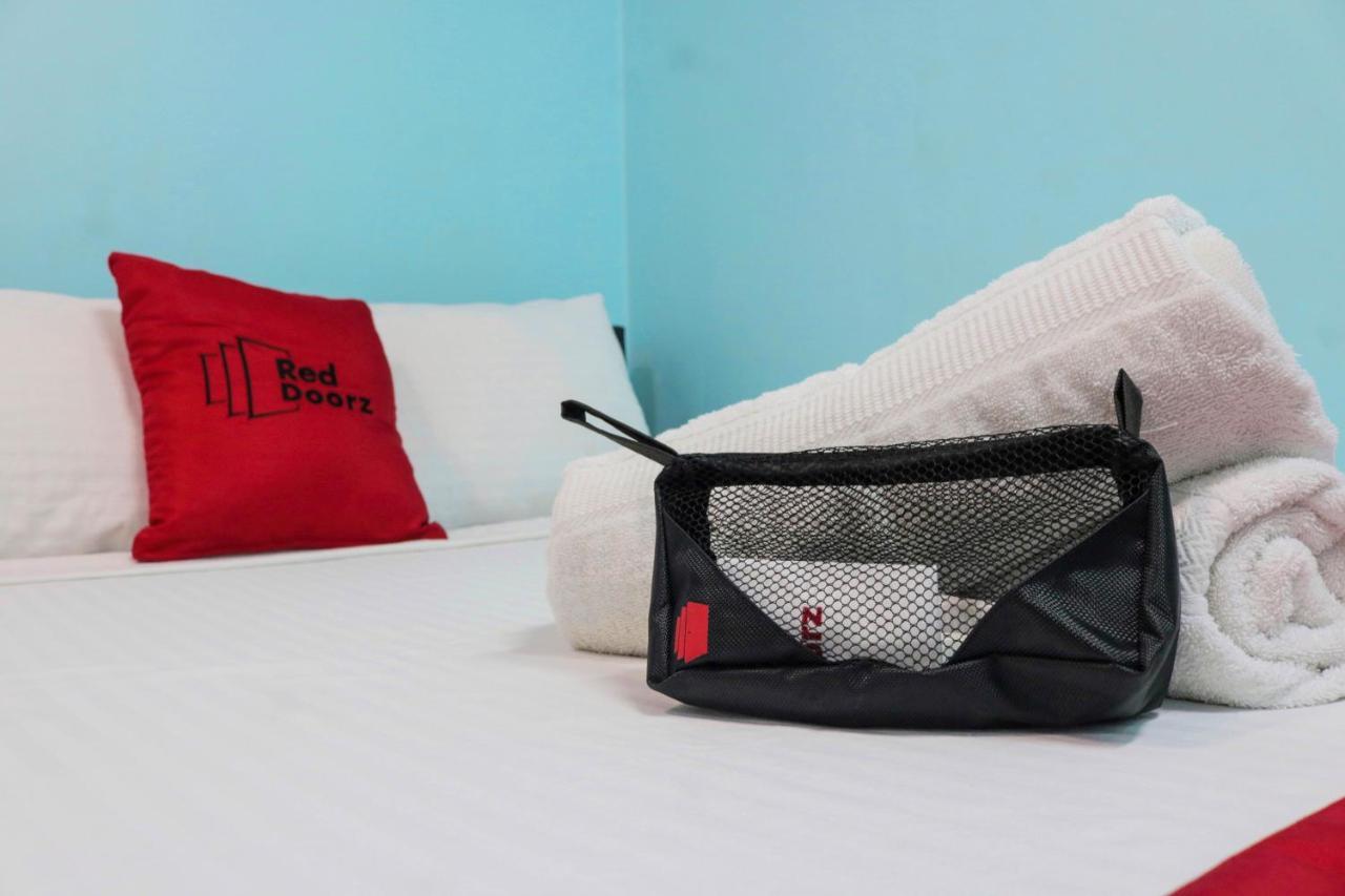 Reddoorz Plus New Era Budget Hotel Mandaue Former Reddoorz Plus Near Uv Mandaue Cebu Kültér fotó